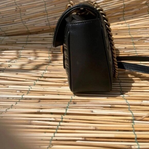Gucci GG Marmont Black Shoulder Bag - Picture 4 of 8